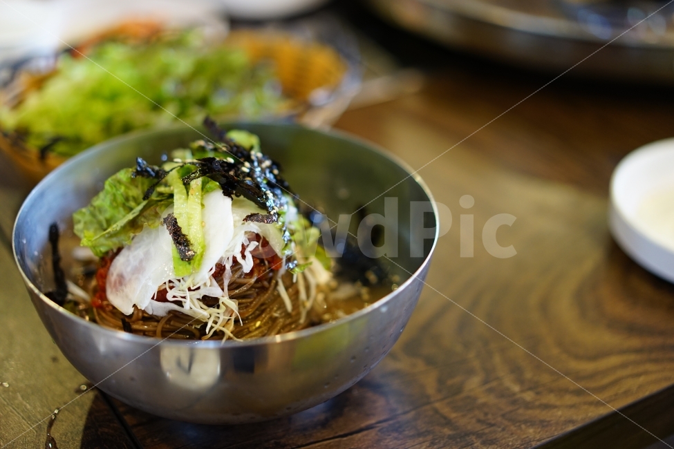 막국수,식사,음식,면,면요리,국수,면발,푸드,먹방,맛집,양념,한식,음식,식재료,요리,food,cook,meal,dishes,food reserves,면류,면요리,noodles,한식,한국음식,한국요리,korean food,korean dishes,korean meal,korean cook