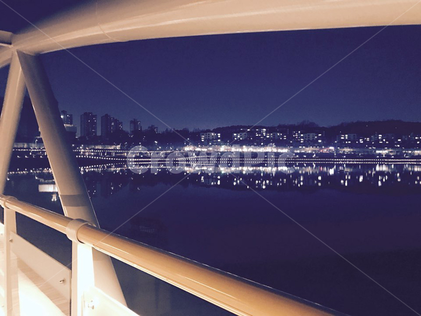 밤공기,야경,밤,한밤중,불빛,밤불빛,건물,도시,조명,sky,korea,광교,광교호수공원,호수공원
