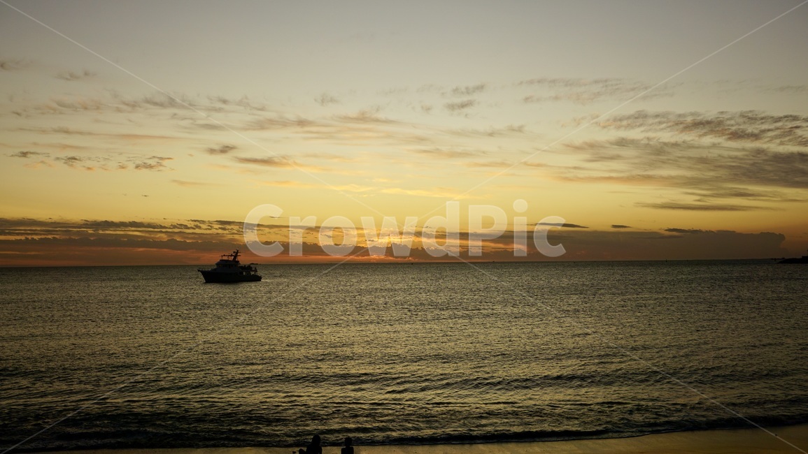 nature,자연,transportation,교통,boat,보트,vehicle,차량,outdoors,붉은하늘,새벽,dawn,황혼,dusk,하늘,sky,옥외,sunset,일몰,redsky