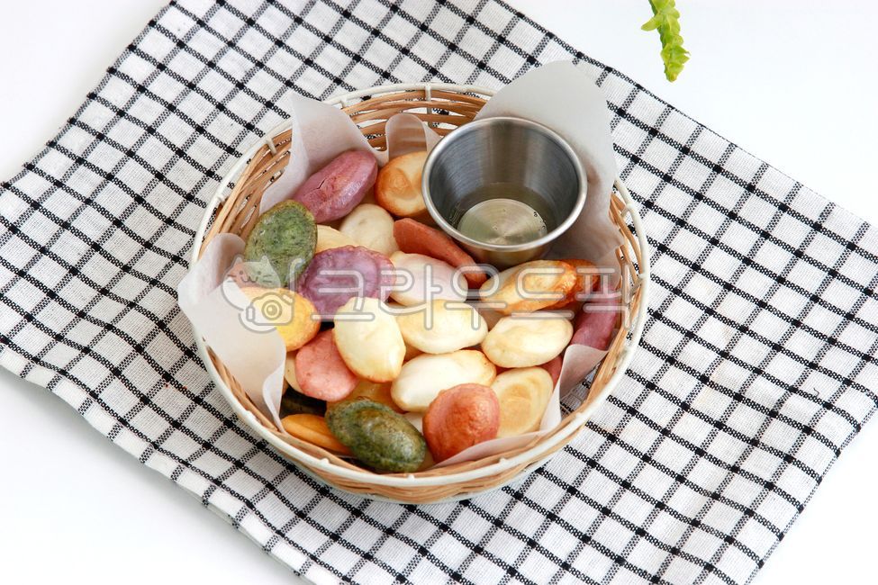 Tteokguk rice cake,Rice cake,Grilled rice cake,snack,Korean,koreafood,cooking,Fivecolored rice cake