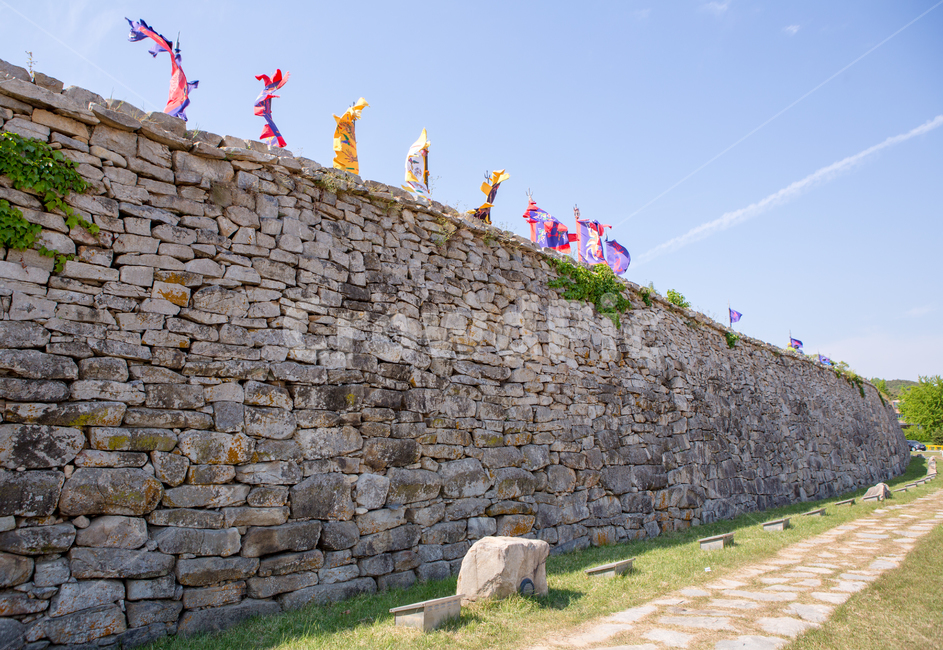 혜미읍성,성벽,깃발,korea,한국문화,한국적인,캐슬,landmark,koreanculture,방어,castle