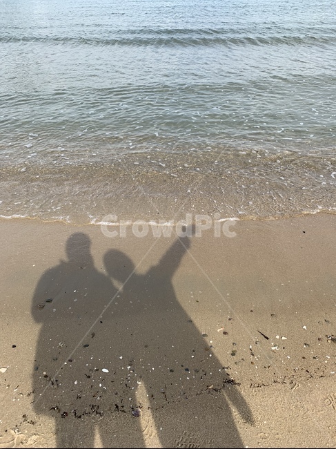 커플그림자,커플,바닷가,모래,행복,파도,바다,그림자,해변,바다,beach,sea