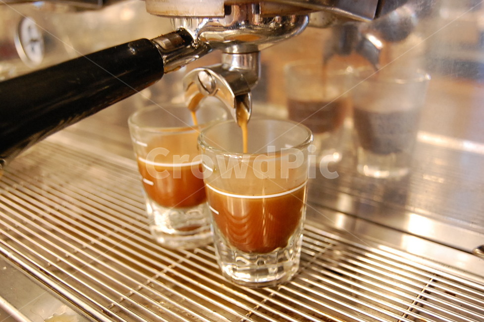 에스프레소,espresso,커피추출,커피,카페,추출,샷,coffee,cafe,커피머신,샷잔,추출중,shot