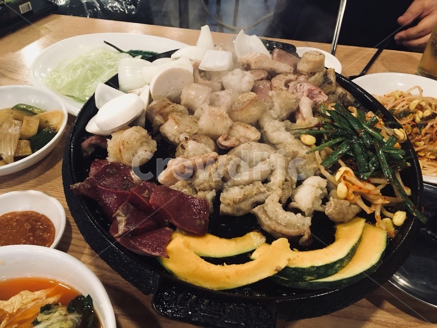 고깃집,고기,한국요리,곱창구이,곱창,한식,육류,food,dish,meal,음식,식재료,요리,food,cook,meal,dishes,food reserves,육류,고기,meat