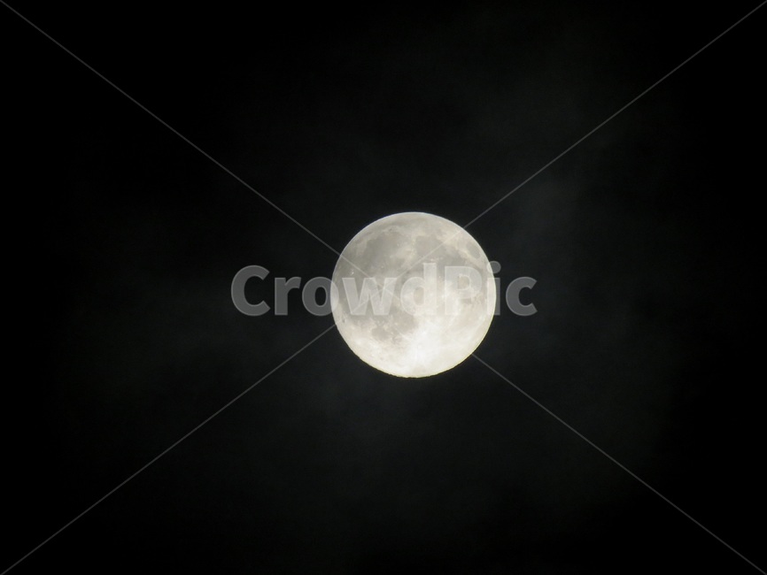 달,보름달,밤하늘,밤,하늘,야경,밤,풍경,nightscape,night,landscape,nature,자연,outdoors,옥외,astronomy,천문학,universe,우주,moon,outer space,대기권 밖