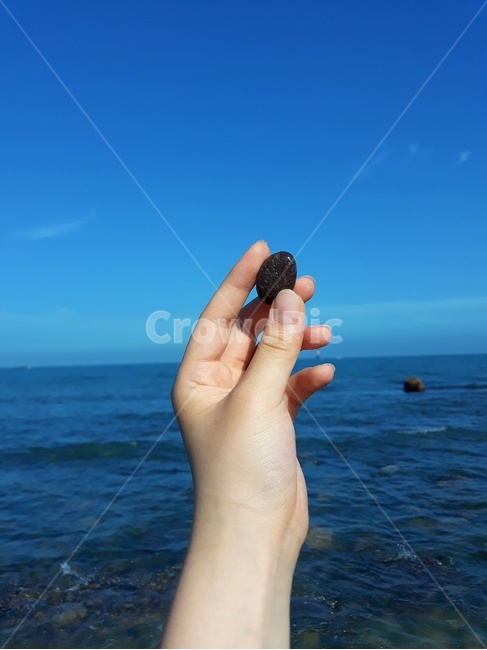 돌,돌맹이,손,하늘,바다