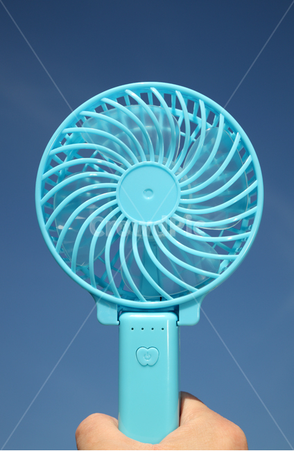 sky,mini,cool,mobile,portable,handy,summer,outdoor,mini fan,fan,blue,outdoors,portable fan,hand fan,hand,object,stuff,wind