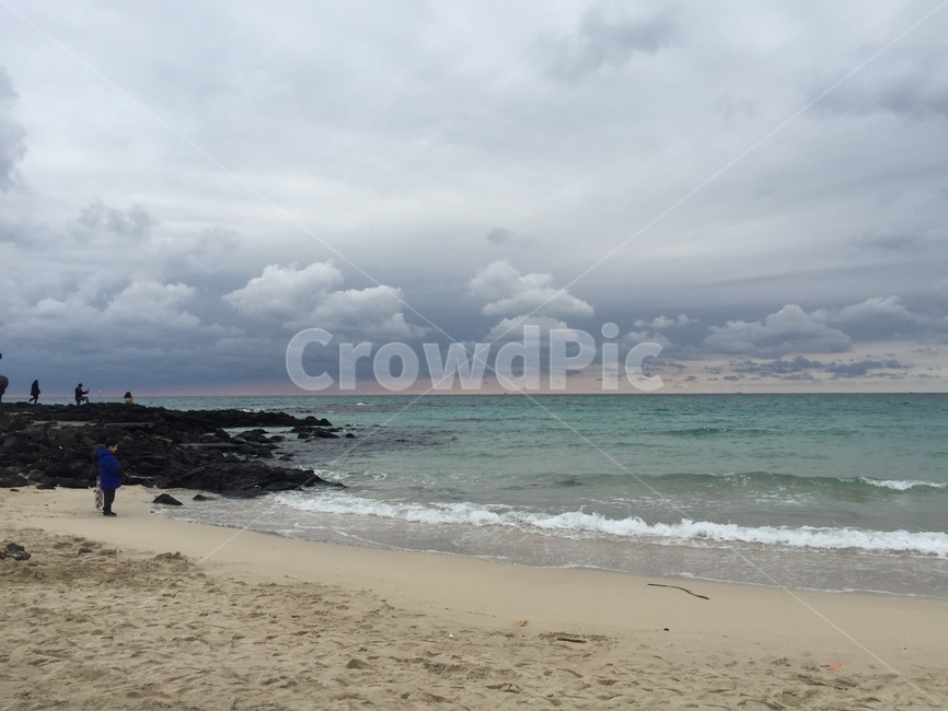 제주도,jeju,바다,beach,jejuisland,제주,제주도바다,제주바다,구름,하늘,수평선,파도