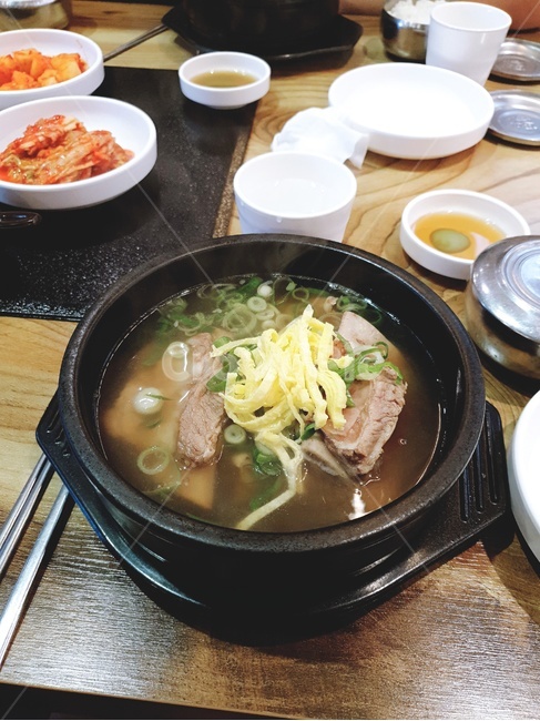 저녁,국밥,소고기국밥,밥,식당,한식