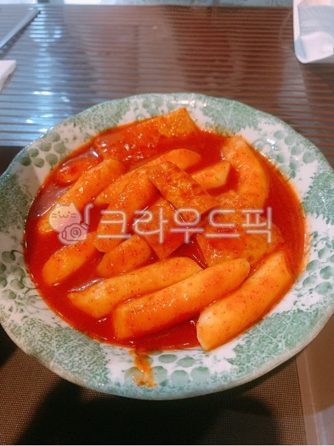 Tteokbokki of memories,Bunsik Tteokbokki,bowl,food,meal,ramen,dish,tteokbokki,cooking,snack bar