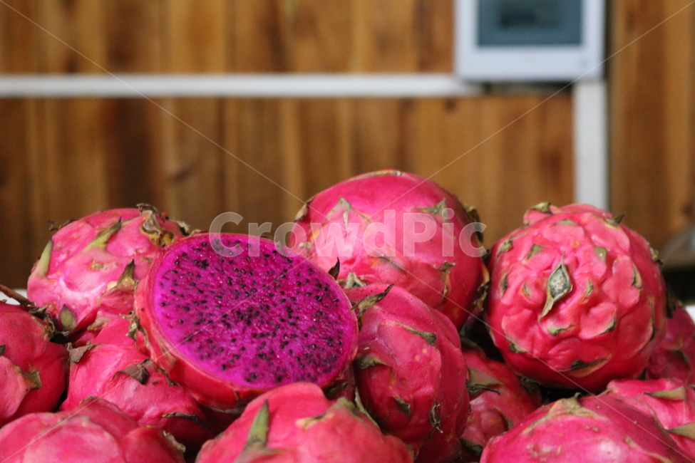 dragon fruit,fruits,dragonfruits,fruit,Dragon Fruit