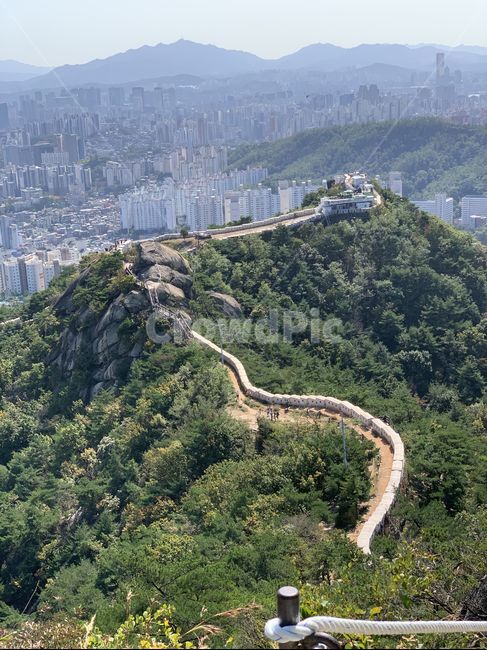 nature,자연,outdoors,옥외,countryside,hill,언덕,인왕산,mountain,landscape,경치,scenery,풍경,등산,성벽,둘레길,돌담길,자연,풍경,nature,landscape