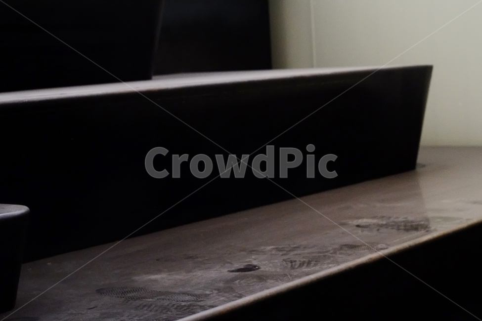 furniture,tabletop,테이블탑,계단,먼지