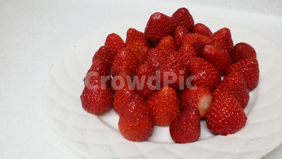 딸기,디저트,과일,접시,한국,strawberry,plate,dish,korea,dessert,fruit
