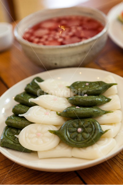 떡,쌀,식품,건강한,전통적인,식사,음식,식재료,요리,food,cook,meal,dishes,food reserves,한식,한국음식,한국요리,korean food,korean dishes,korean meal,korean cook,디저트,간식,후식,dessert,snack