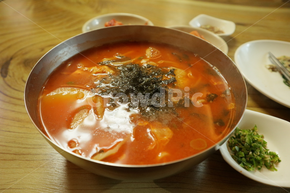 칼국수,장칼국수,국수,bowl,meal,soupbowl,식사,사발,food,cutlery,수프그릇,요리,dish,음식,음식,식재료,요리,food,cook,meal,dishes,food reserves
