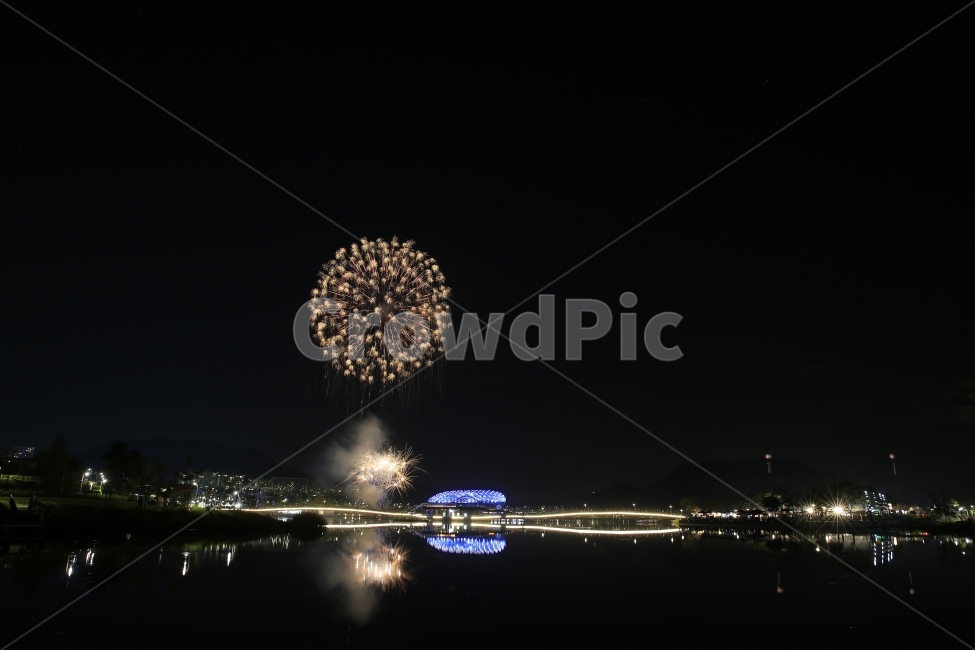 firework,불꽃놀이,야경,반영,호수공원,축제,밤하늘,야경,밤,풍경,nightscape,night,landscape,축제,행사,festival,carnival,event,nature,자연,outdoors,옥외