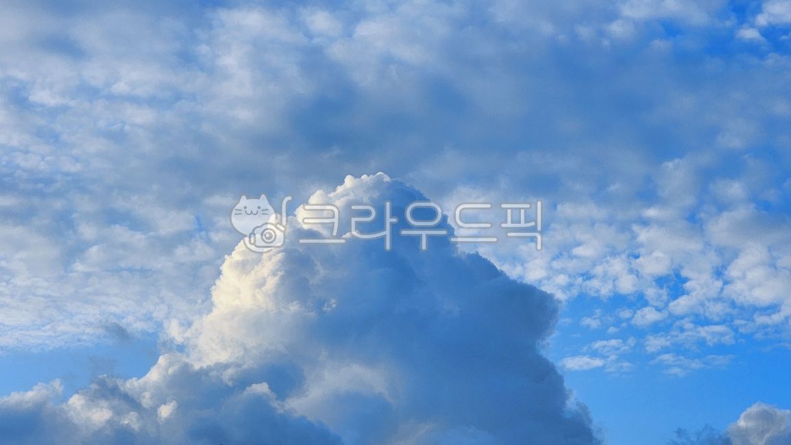 하늘,구름,뭉게구름,큰구름,파란하늘,흰구름,폭풍구름,구름패턴,구름형상,clouds,sky,cloudscape,bluesky,cloudformations,cloudbackground,cloudtexture,whiteclouds,cloudpatterns