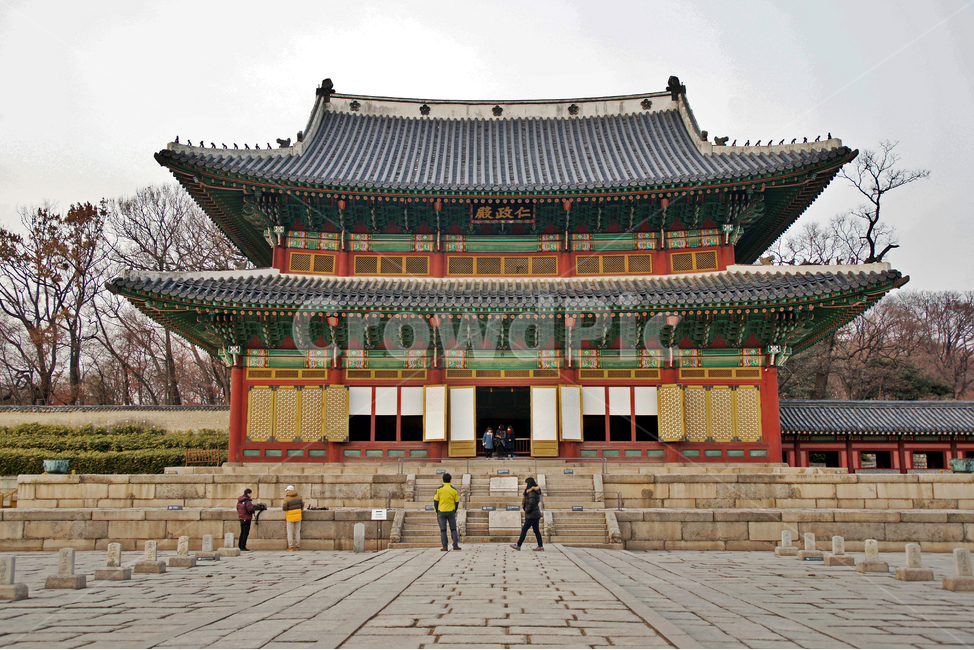 인정전,창덕궁,궁전,조선시대,국보제225호,전각,유적,법궁,박석,품계석,한국전통,한국문화,korean traditional,korean culture