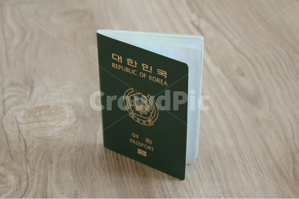 여권,한국여권,passport,대한민국여권,id,사물,물건,business,card,citizen,emigration,identification,identity,international,korea,pass,republicofkorea,security,wooden,여행,휴가,traveling,vacation,trip,사물,물건,오브젝트,thing,object,matter
