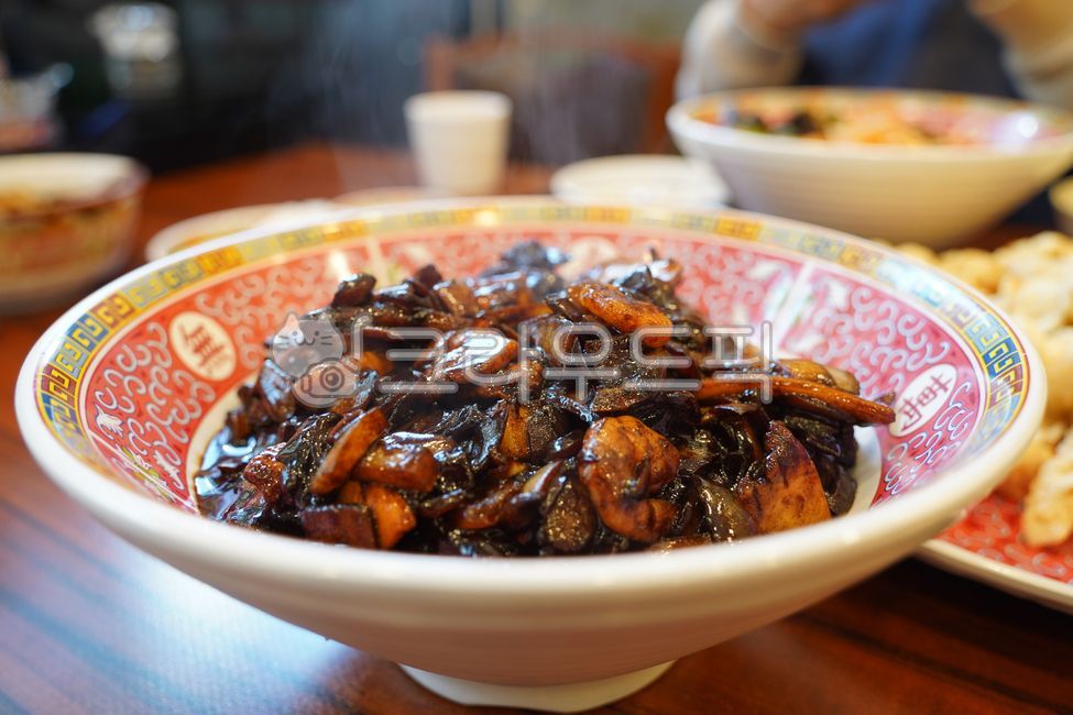 짜장면,간짜장,자장면,간자장,중화요리,중식,중국음식,중국집,점심,면,국수,검은색