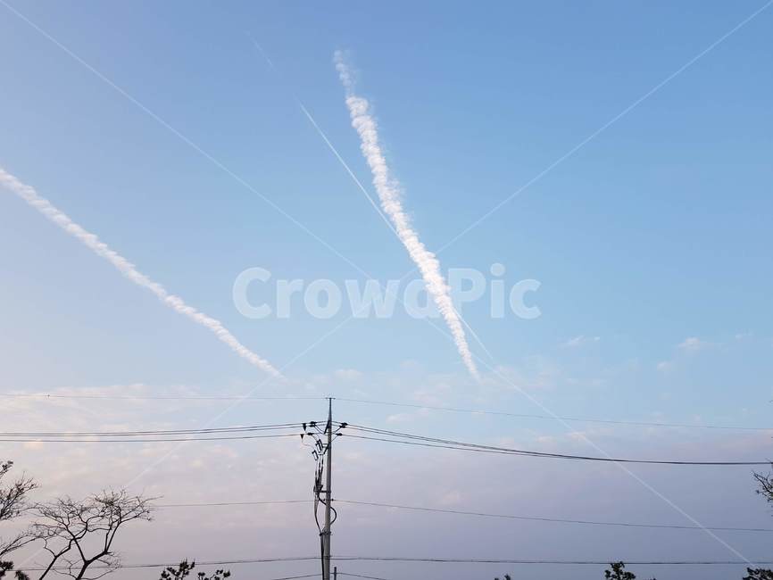 전봇대,전신주,전깃줄,구름,배경,풍경,야외,하늘sky,background,cloud,nature,landscape
