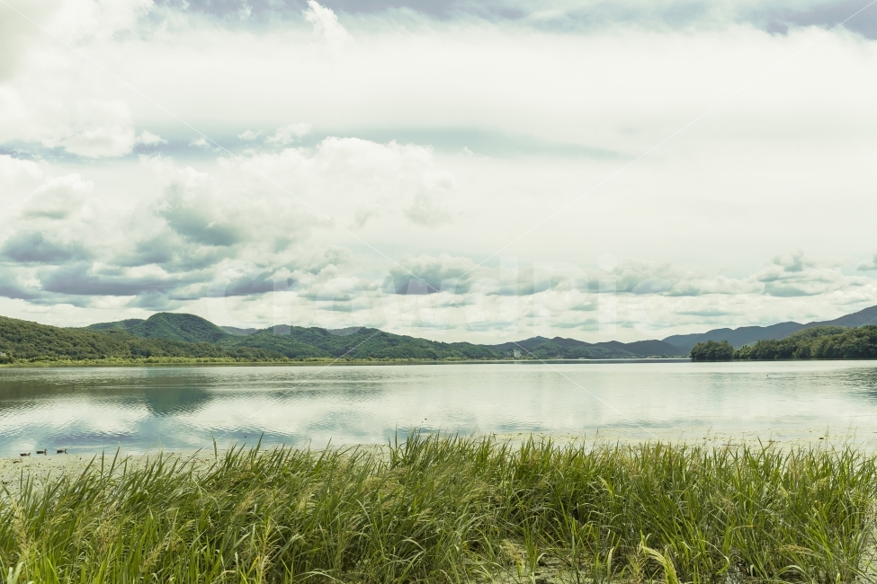 풍경,호수,구름,흐린날,하늘,반영사진,자연,풍경,nature,landscape,water,물,outdoors,옥외,land,땅