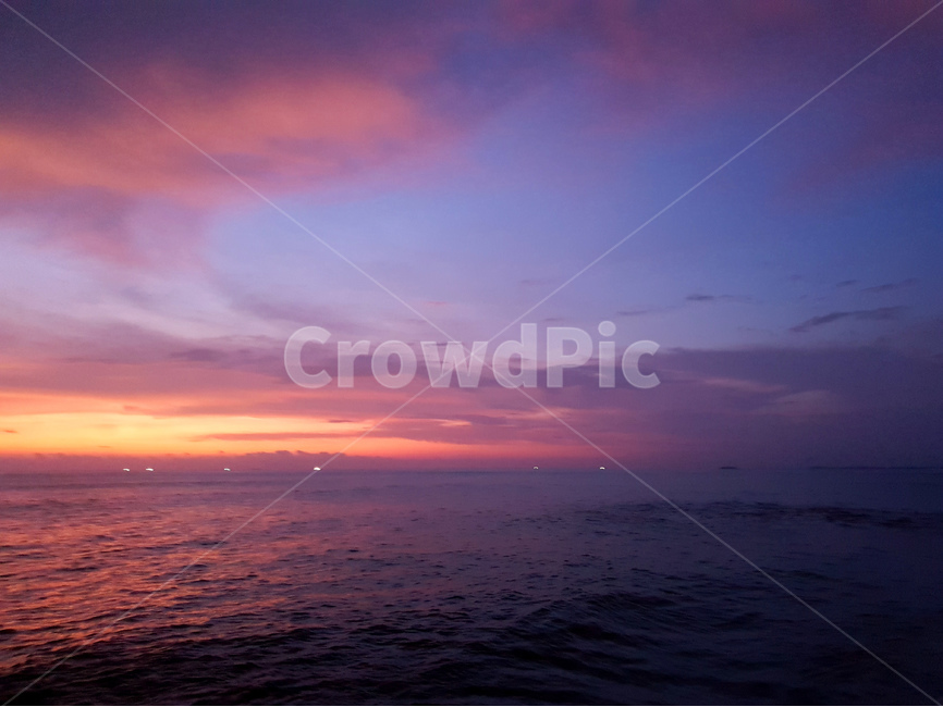 인도네시아,바다,노을,하늘,해변,풍경,indonesia,sea,sunset,sky,파당,padang,beach,landscape,자연,풍경,nature,landscape,outdoors,옥외,dawn,새벽,red sky,붉은 하늘,일몰,dusk,황혼