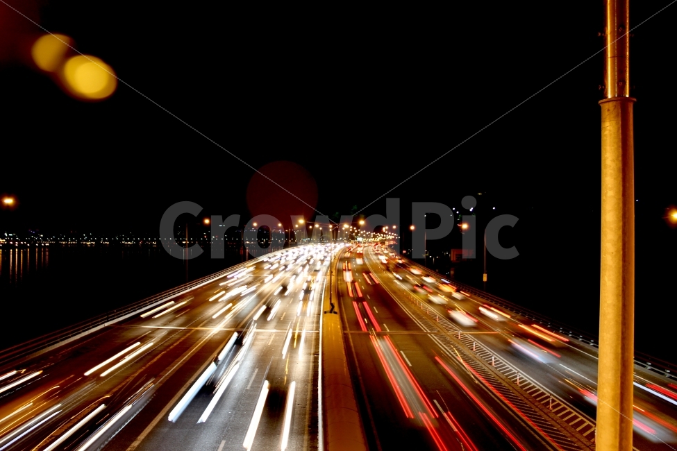 atmosphere,light photography,Photo,long exposure,car lights,speed,Han River,emotional photography,car,on the bridge,lights,sense of speed,bokeh photo,Han River Bridge,photo,Photography,Night view,night view photography,emotion,fast,light,Photographer,boke