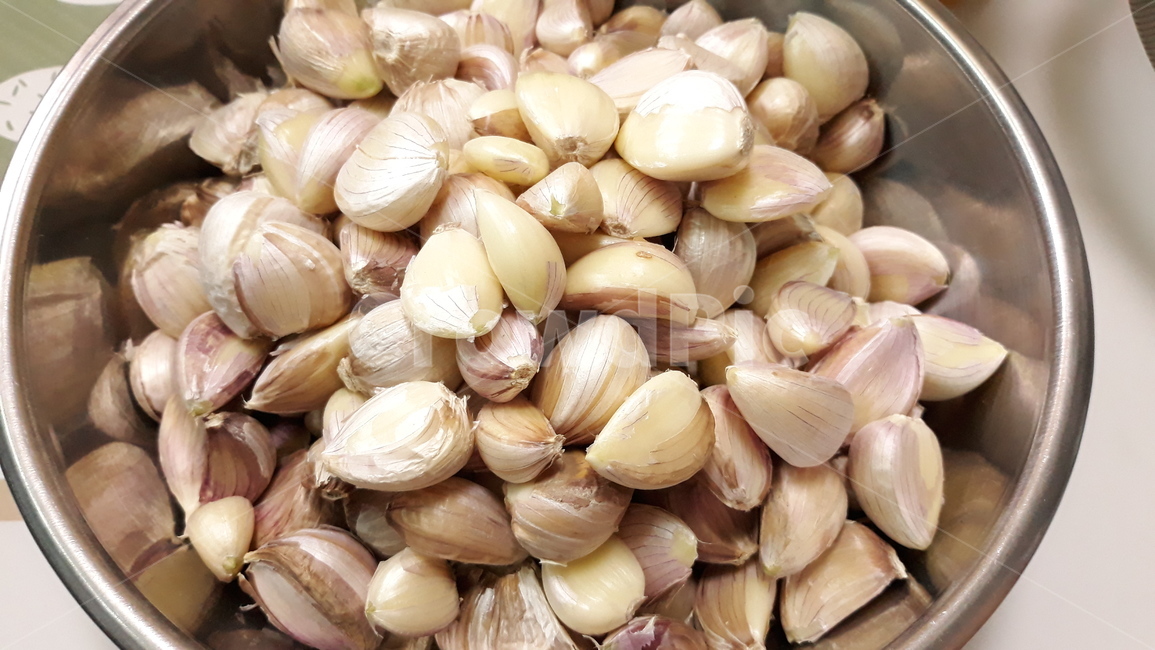 마늘,마늘까기,마늘대량,채소,채소손질,마늘속껍질,음식,식재료,요리,food,cook,meal,dishes,food reserves