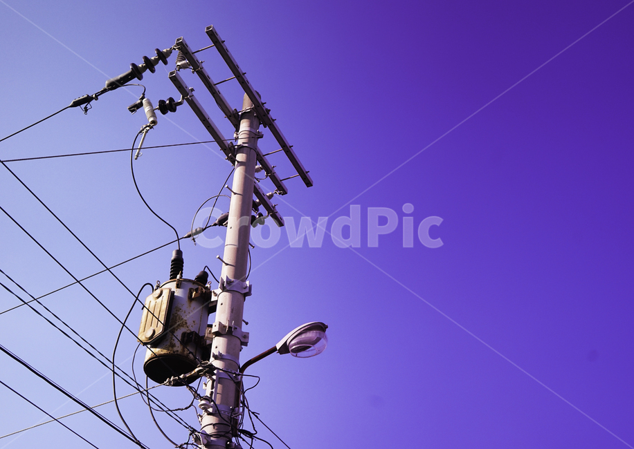 전봇대,하늘,전주,파랑,회색,산업,industry,industrial,에너지산업,energy industry,utility pole,전신주