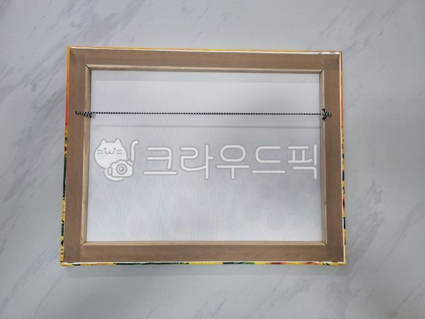 The back,thebackofaframe,photo frame,pictureframe,backside,back of frame,back side,back plate,backplate,marble,back panel of picture frame,artificialmarble,pictureframebackplate,artificial marble,picture frame,Photo Frame,frame