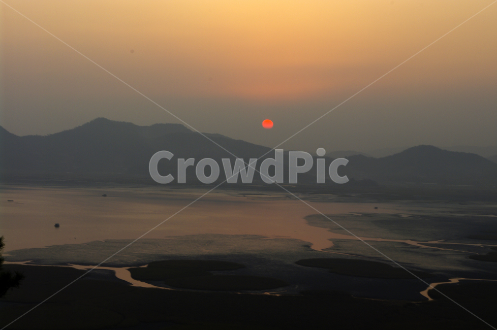순천만,일몰,석양,노을,풍경,하늘,자연,풍경,nature,landscape,한국자연풍경,한국자연경관,korea nature landscape,outdoors,옥외,sunset,dawn,새벽,sky,red sky,붉은 하늘,dusk,황혼,sunlight,햇빛