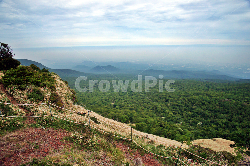 사라오름,사라봉,제주,한라산,숲,성판악,오름,자연,서귀포시,자연,풍경,nature,landscape,한국자연풍경,한국자연경관,korea nature landscape,제주도,jeju,jeju island,outdoors,옥외,hill,언덕,plateau,고원