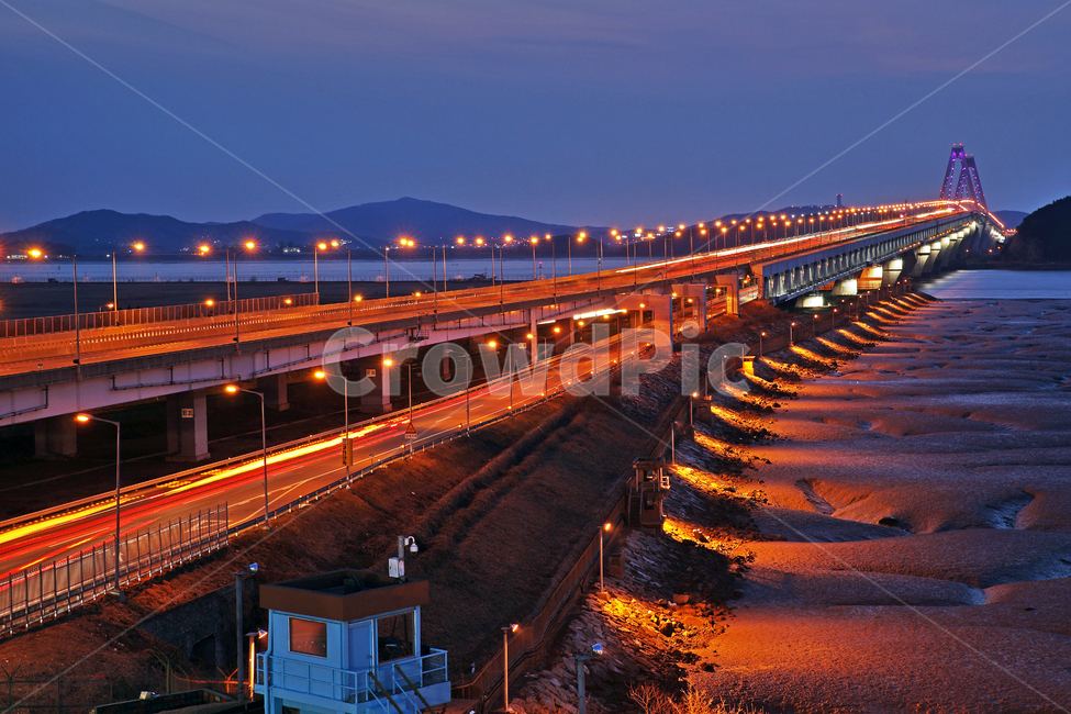 영종대교,영종도,서해,인천,야경,갯벌,썰물,다리,조명,야경,밤,풍경,nightscape,night,landscape