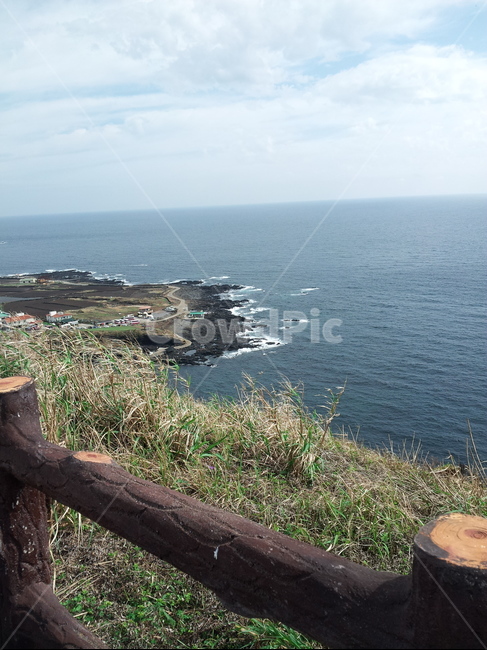 주상절리,제주도,주상절리대,서귀포,관광지,자연,풍경,nature,landscape,한국자연풍경,한국자연경관,korea nature landscape,제주도,jeju,jeju island,outdoors,옥외,land,땅,shoreline,해안선,water,물,ocean,대양,sea,바다