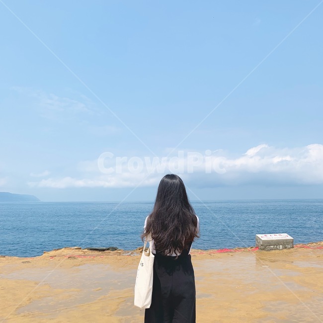 바다,뒷모습,바닷가,파란색,청량