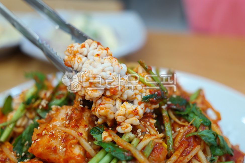 이리,곤이,고니,아구,아귀,아구찜,해물,해산물,해물요리,생선,콩나물,음식,요리,먹거리,한식,식재료,매운요리,korean,steamed,anglerfish,beansprout,spicy,seasoning,food,meal,dish,dinner,cuisine,seafood,meat,noodles,gourmet,delicious,cooked