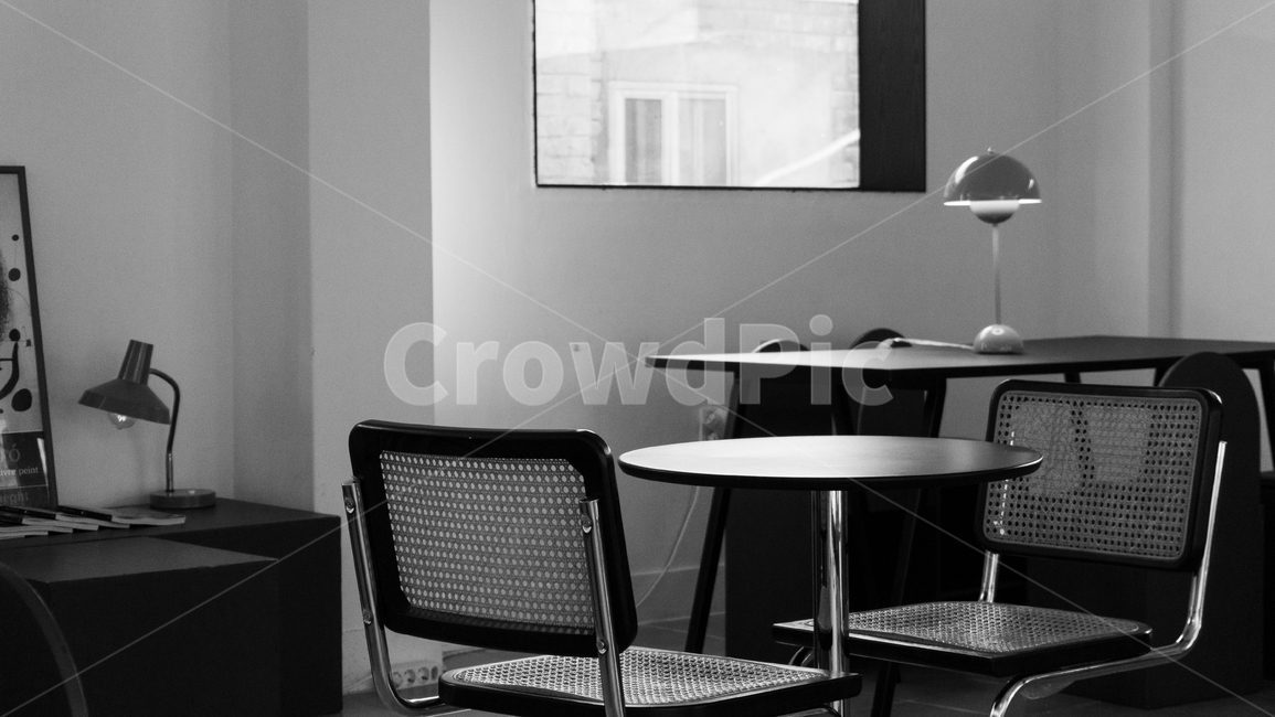 카페,인테리어,감성,흑백,실내디자인,풍경,furniture,가구,chair,의자,흑백,모노톤,monochrome,black and white,인테리어,실내디자인,interior design