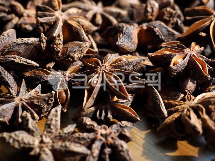 staranisehall,asianfood,spice,cookingingredients,Star Anise Hall,scent,Asian food,dryfood,dry food,indianfood,cooking,organic,starshape,chinesefood,anise,Indian food,Spice,octagonal,star shape,cooking ingredients,brown,Chinese food,octagonal incense,food,