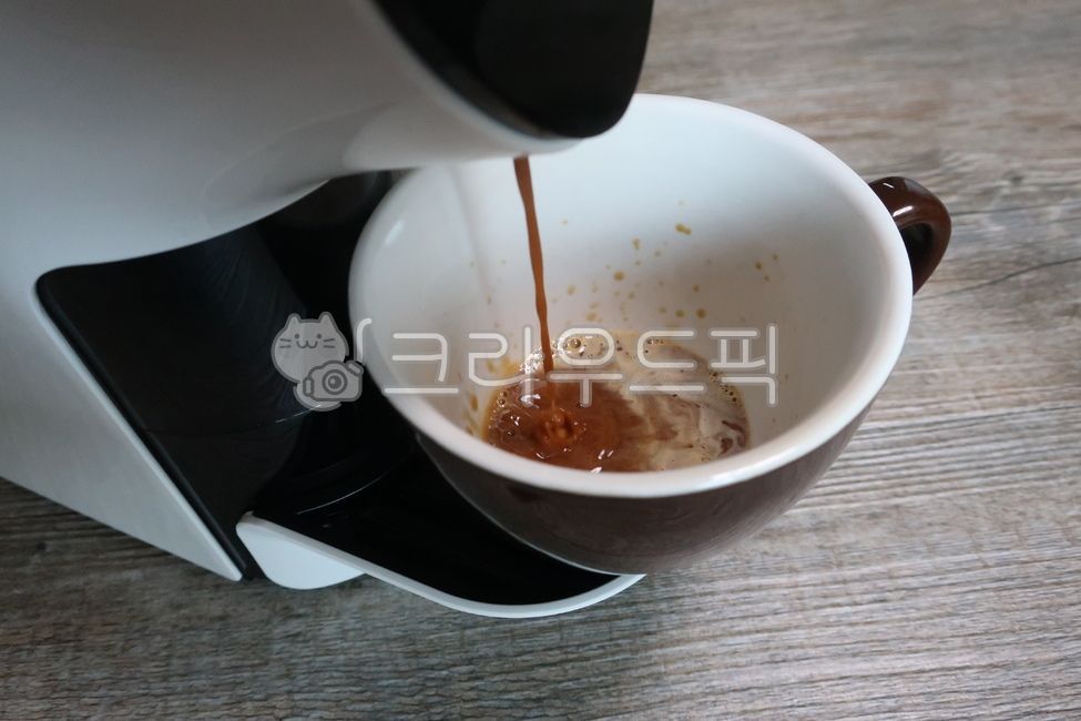 capsule,machine,coffee,beverage,Espresso,household,equipment,Americano,small type,extraction,coffee machine