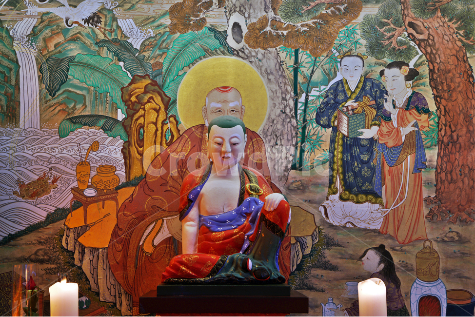 도선사석독성상,나반존자,시도유형문화재제192호,삼성각,조선시대,탱화,도선사,한국전통,한국문화,korean traditional,korean culture,종교,신앙,religion,belief,faith,건축물,건물외관,exterior,building,structure,architecture,construction