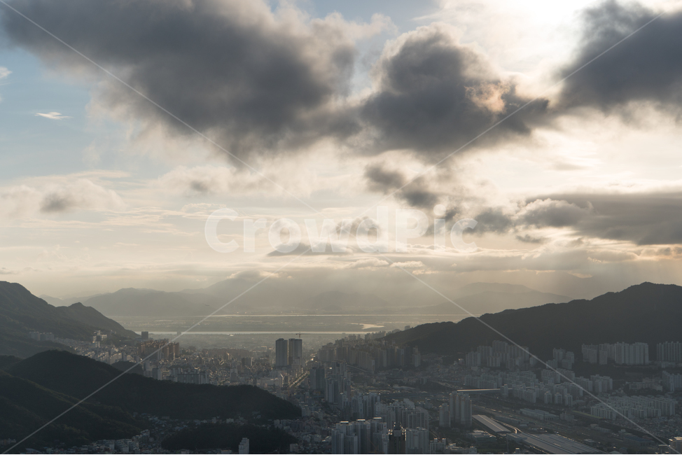 하늘,구름,산,도시,일몰,도시,풍경,city,landscape,nature,자연,경치,outdoors,옥외,scenery,weather,날씨