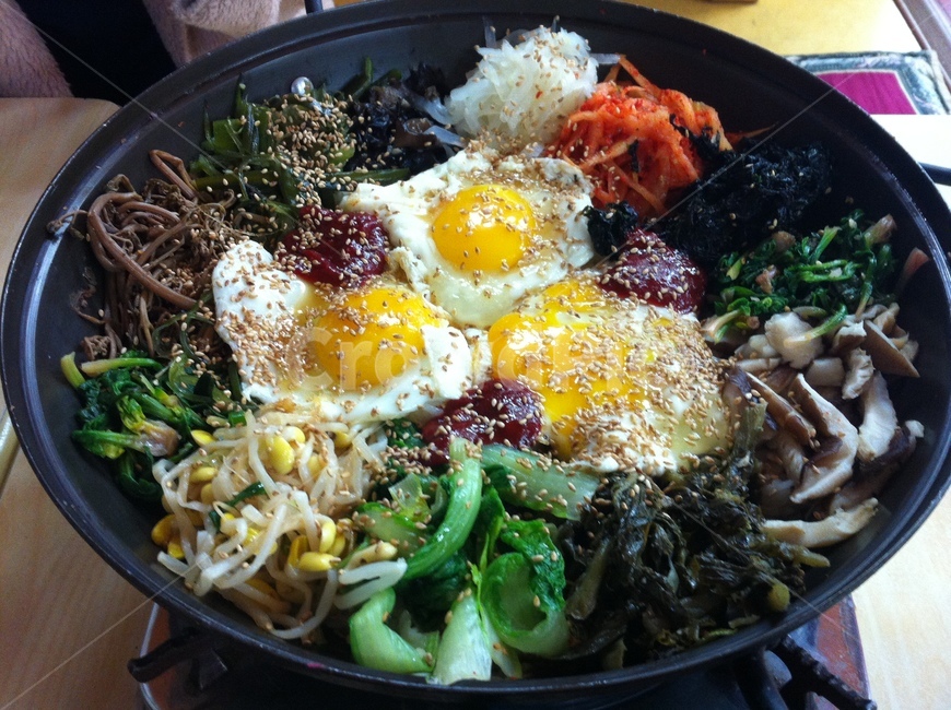 비빔밥,점심메뉴,나물,한식,달걀프라이,반숙,맛집,점심,메뉴,나물비빔밥,음식,식재료,요리,food,cook,meal,dishes,food reserves,한식,한국음식,한국요리,korean food,korean dishes,korean meal,korean cook
