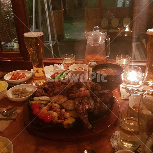 연말파티,맥주,향초,한식,고기,기념일,축하,anniversary,congratulation,celebrate,celebration,음식,식재료,요리,food,cook,meal,dishes,food reserves