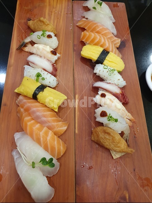 초밥,점심,일식,음식,날것,음식,식재료,요리,food,cook,meal,dishes,food reserves,일식,일본음식,일본요리,Japanese food,Japanese dishes,Japanese meal,Japanese cook