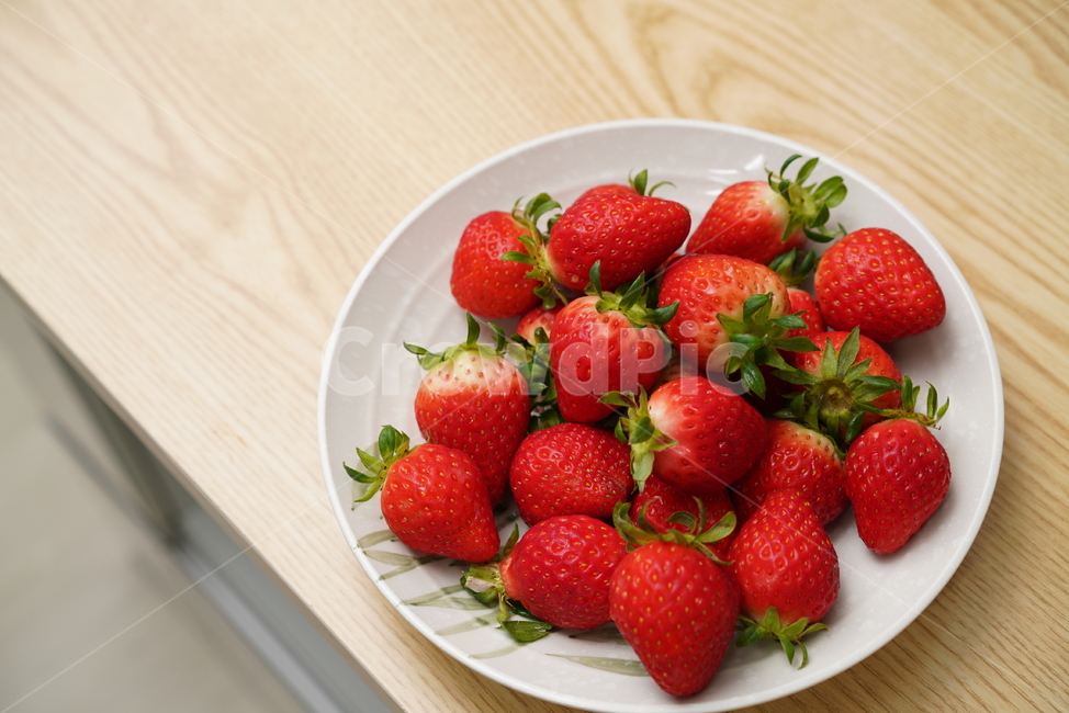 딸기,과일,음식,먹거리,후식,비타민,빨강,색감,red,food,strawberry,fruit,음식,식재료,요리,food,cook,meal,dishes,food reserves,과일,열매,fruit