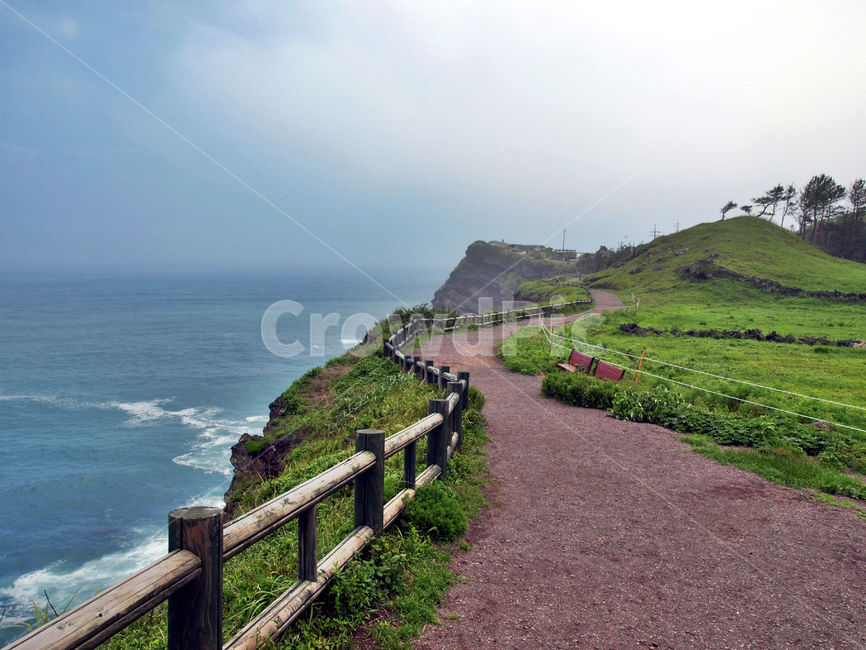 송악산,올레10코스,서귀포시,제주,올레,바다,목책,올레길,도로,자연,풍경,nature,landscape,한국자연풍경,한국자연경관,korea nature landscape,제주도,jeju,jeju island