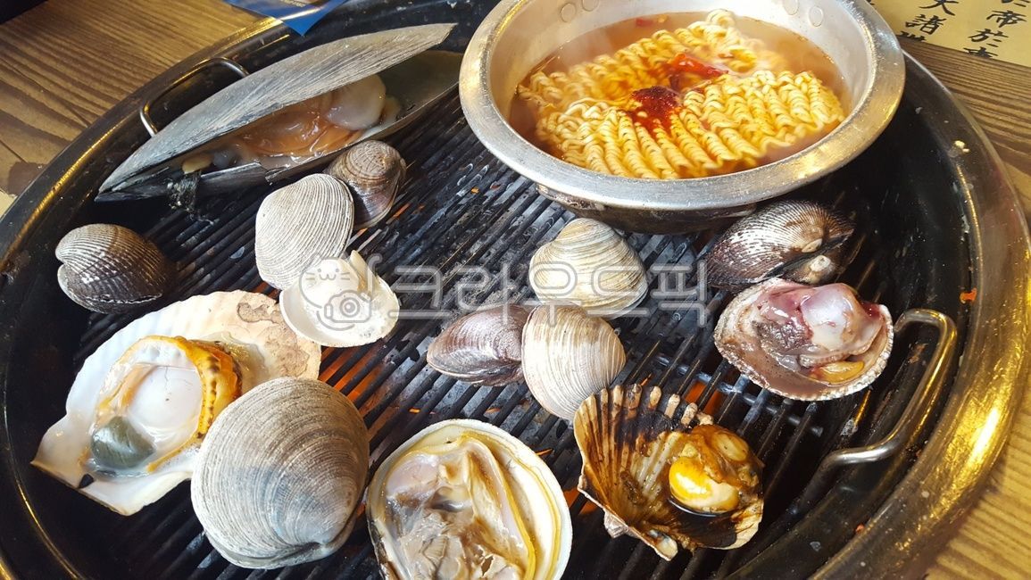 meal,ramen,dish,clam,Grilled clams,food