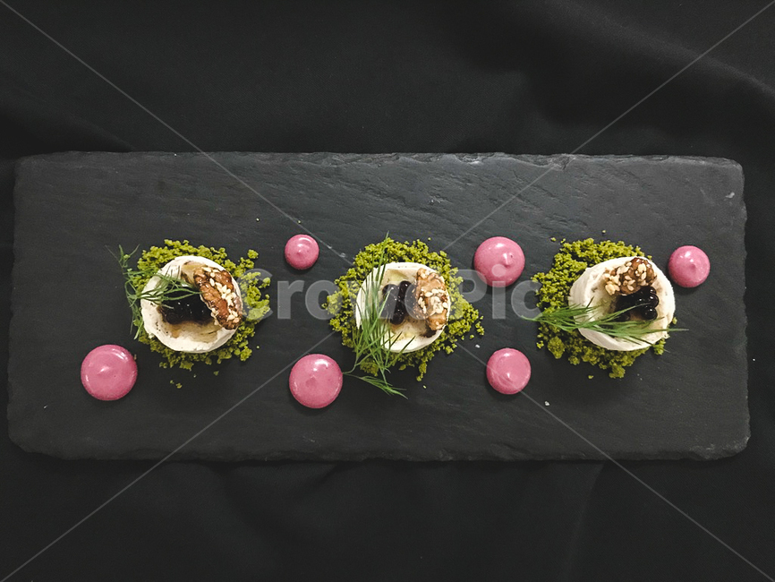 음식,양식,에피타이저,플레이팅,레스토랑,셰프,음식,식재료,요리,food,cook,meal,dishes,food reserves,디저트,간식,후식,dessert,snack